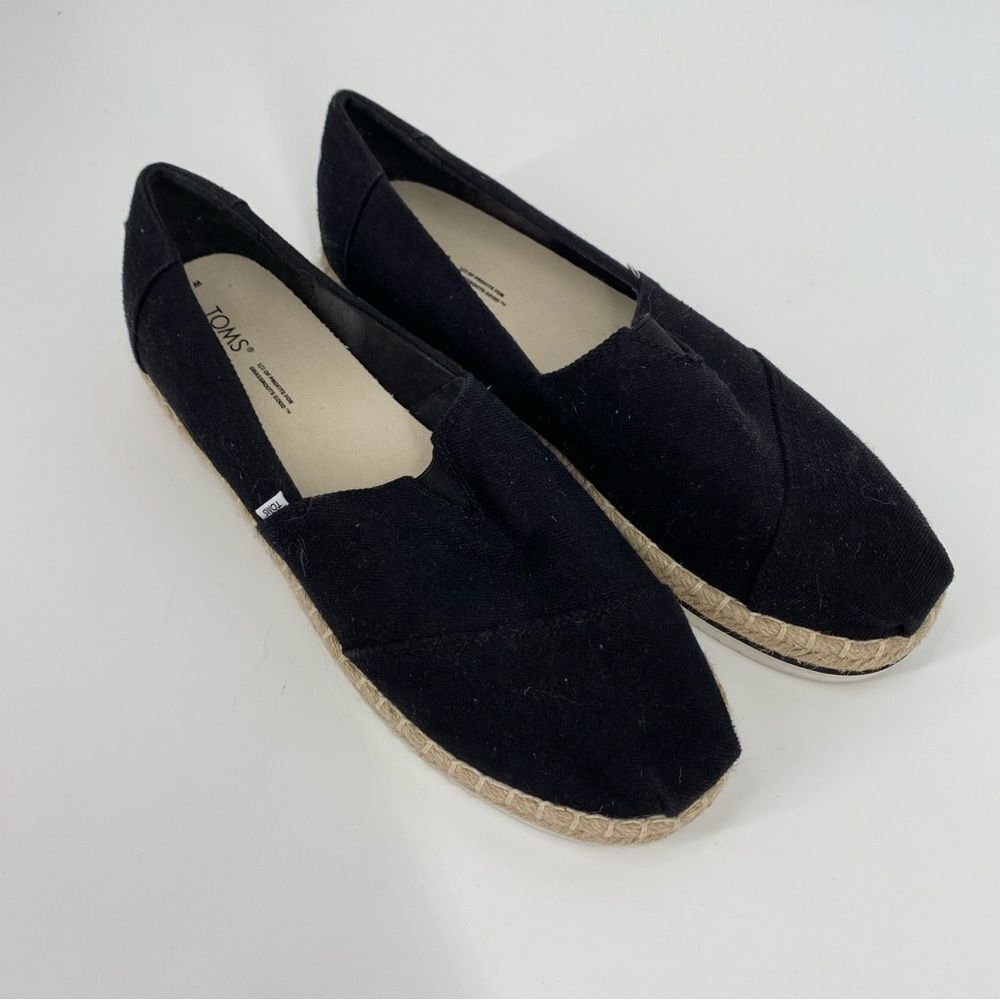 TOMS Black Canvas Espadrilles size 11M